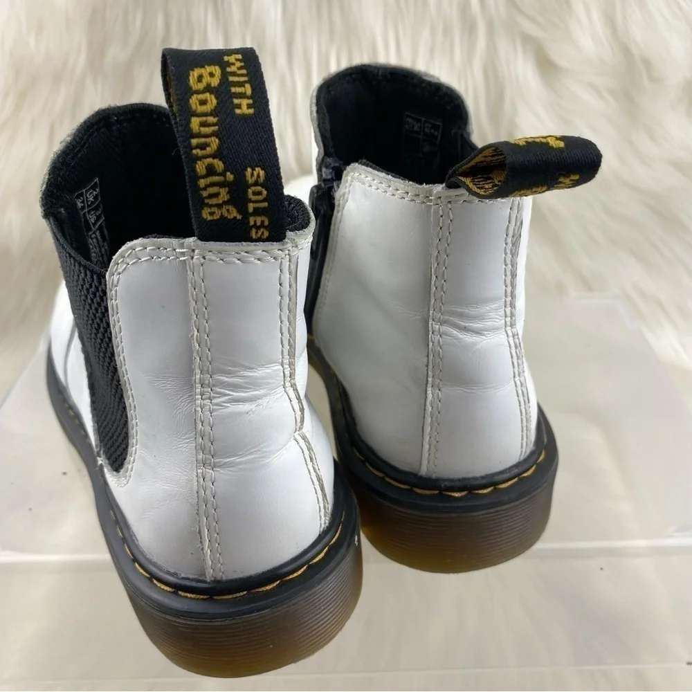 DR.MARTENS BOOTIES